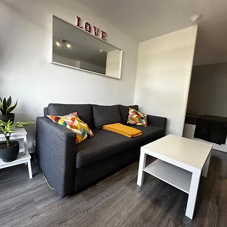 Apartment House San Bartolomé